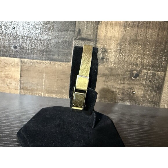 RARE seiko Collector Women's Vintage  Golden Watch With Brand New Battery - Picture 7 of 13